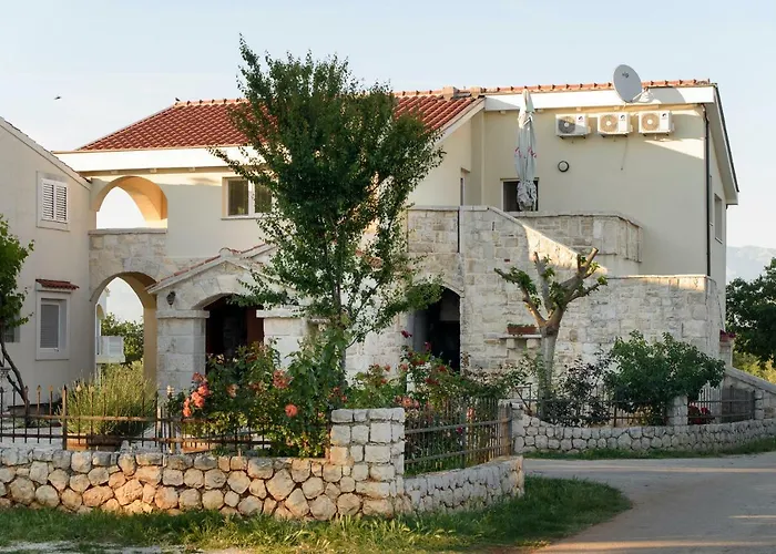 Apartments Luce